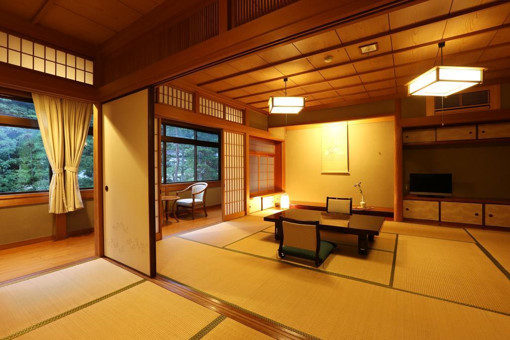 Hotel Mikiya Toyooka  Esterno foto